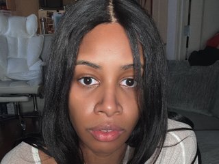 Selinakyl3 لقطة حديثة